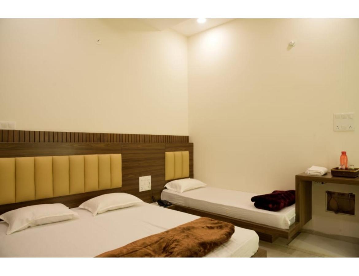 Hotel Govindam, Ujjain Εξωτερικό φωτογραφία